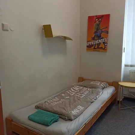 Cozy Rooms, 10 Min By Walk To The Center דירה *