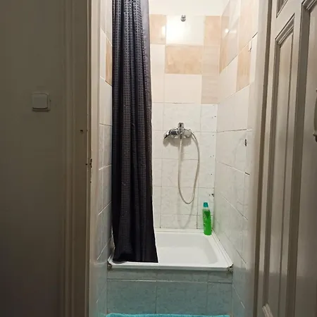 Cozy Rooms, 10 Min By Walk To The Center ברנו