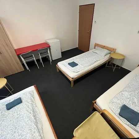 Cozy Rooms, 10 Min By Walk To The Center דירה