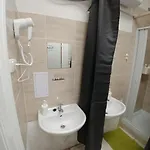 Cozy Rooms, 10 Min By Walk To The Center Апартаменты *