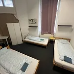 Cozy Rooms, 10 Min By Walk To The Center Апартаменты