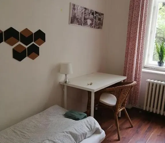 Cozy Rooms, 10 Min By Walk To The Center Брно