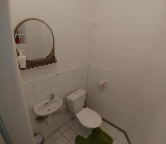 Cozy Rooms, 10 Min By Walk To The Center *