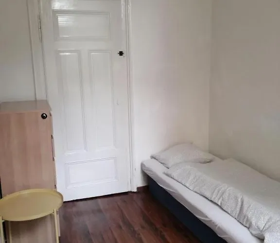 Cozy Rooms, 10 Min By Walk To The Center Брно