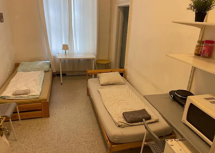 Апартаменты Cozy Rooms, 10 Min By Walk To The Center Брно