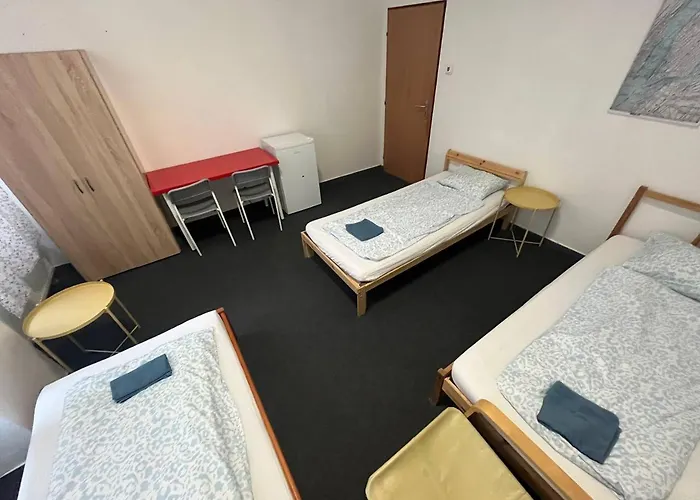 Cozy Rooms, 10 Min By Walk To The Center Апартаменты