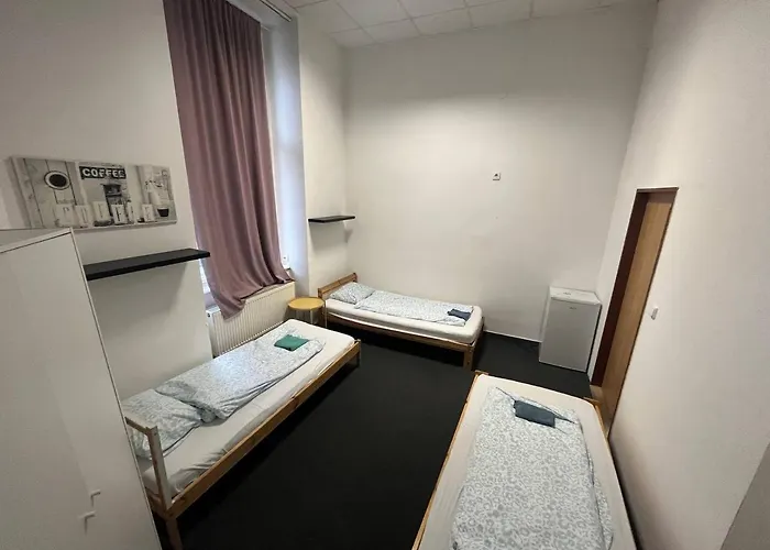 Cozy Rooms, 10 Min By Walk To The Center Апартаменты *